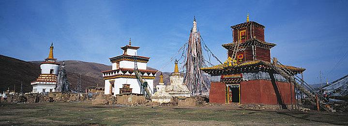 2025年发售！《GTA6》公开首个预告片